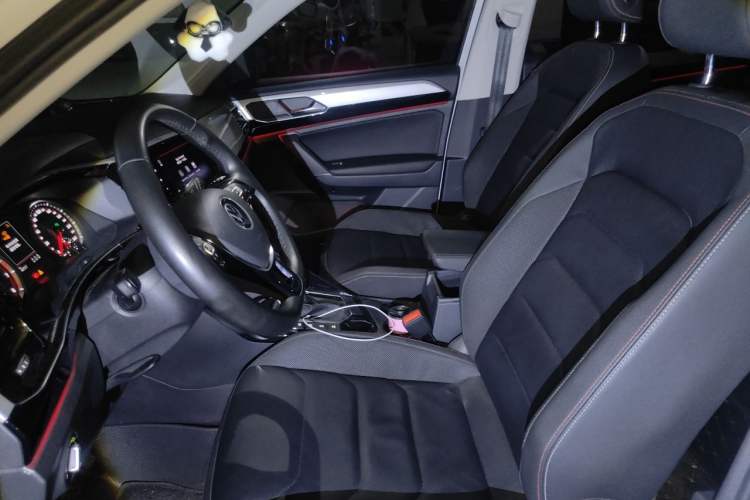 Used Volkswagen Tayron 2021 330TSI Two-Wheel Drive Luxury Smart Connectivity Version Left Front Seat