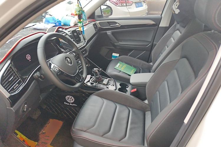 Used Volkswagen Tayron 2021 330TSI Two-Wheel-Drive 3rd Anniversary Limited Edition Left Front Seat