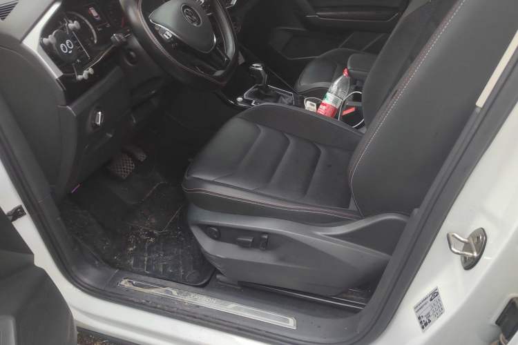 Used Volkswagen Tayron 2021 280TSI Two-Wheel Drive Luxury Smart Connectivity Version Left Front Seat