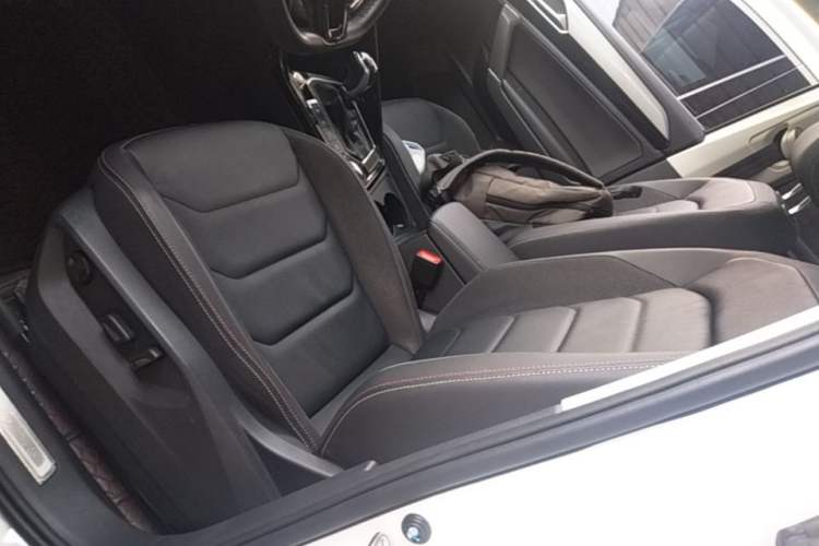 Used Volkswagen Tayron 2021 280TSI Two-Wheel Drive Luxury Smart Connectivity Version Left Front Seat