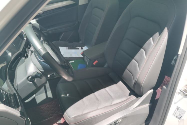 Used Volkswagen Tayron 2021 330TSI Two-Wheel-Drive 3rd Anniversary Limited Edition Left Front Seat