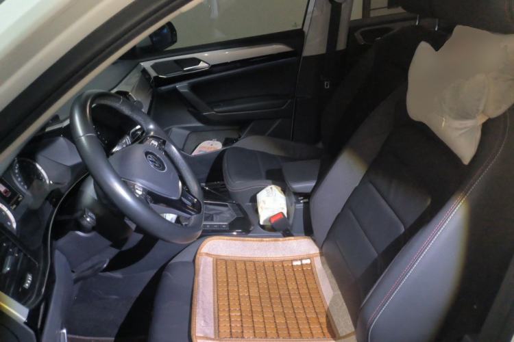 Used Volkswagen Tayron 2021 280TSI Two-Wheel Drive Luxury Smart Connectivity Version Left Front Seat