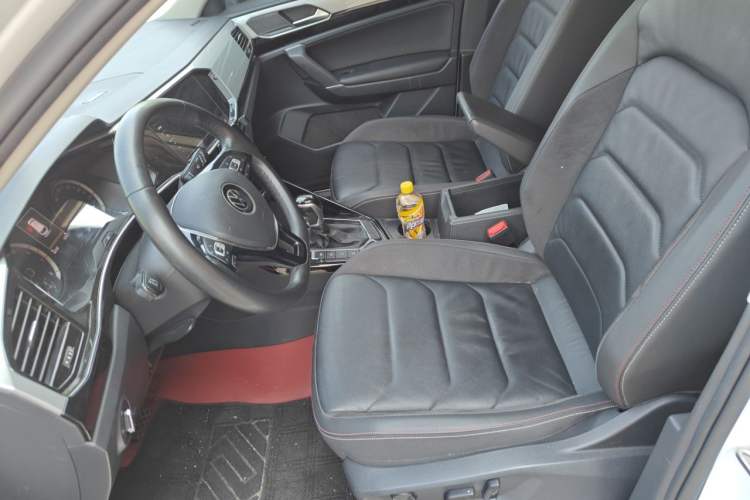 Used Volkswagen Tayron 2021 280TSI Two-Wheel Drive Luxury Smart Connectivity Version Left Front Seat
