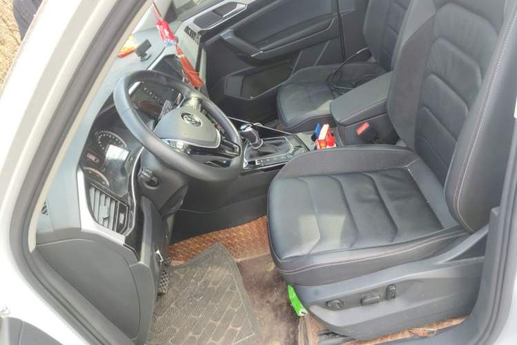 Used Volkswagen Tayron 2021 330TSI Two-Wheel Drive Luxury Smart Connectivity Version Left Front Seat
