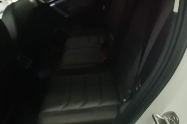 Used Volkswagen Tayron 2021 330TSI Two-Wheel Drive 30th Anniversary Edition Left Rear Seat