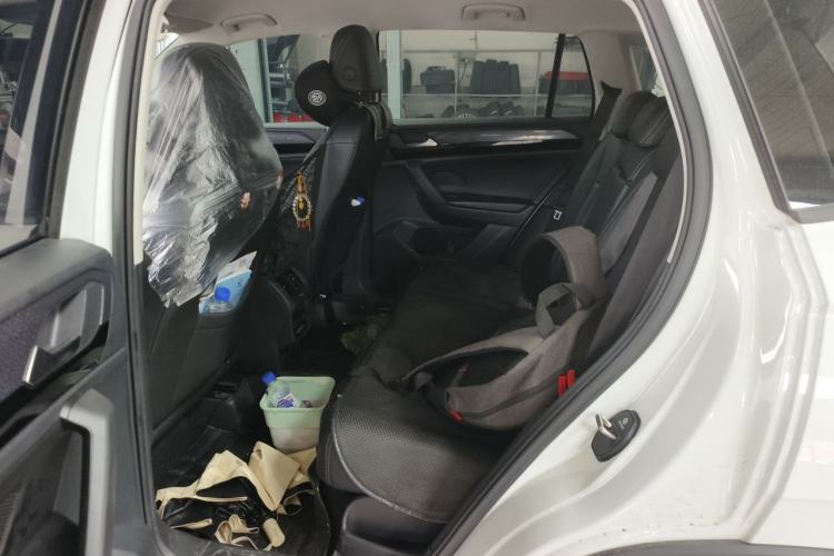 Used Volkswagen Tayron 2021 280TSI Two-Wheel Drive Comfort Connect Edition Left Rear Seat