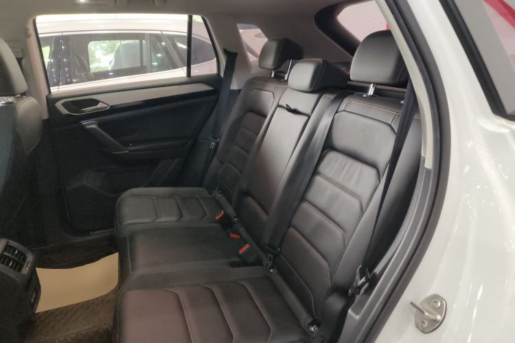 Used Volkswagen Tayron 2021 330TSI Two-Wheel Drive 30th Anniversary Edition Left Rear Seat