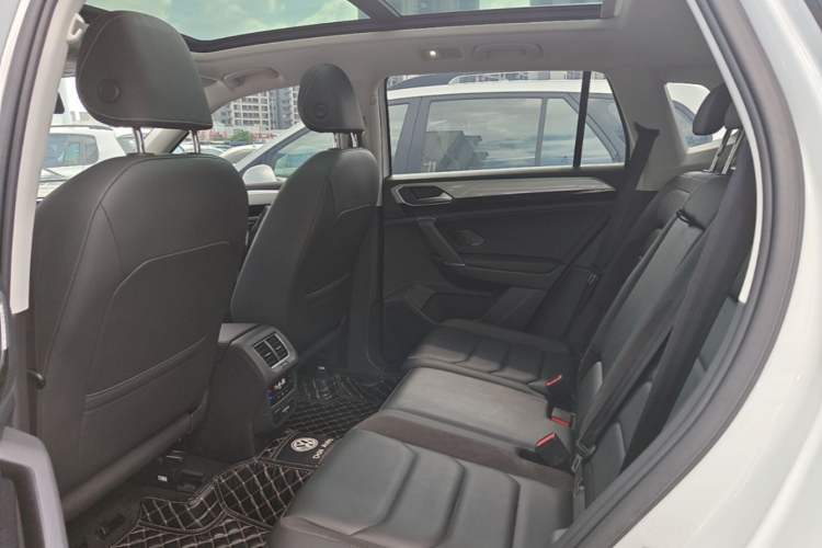 Used Volkswagen Tayron 2021 280TSI Two-Wheel Drive Luxury Smart Connectivity Version Left Rear Seat