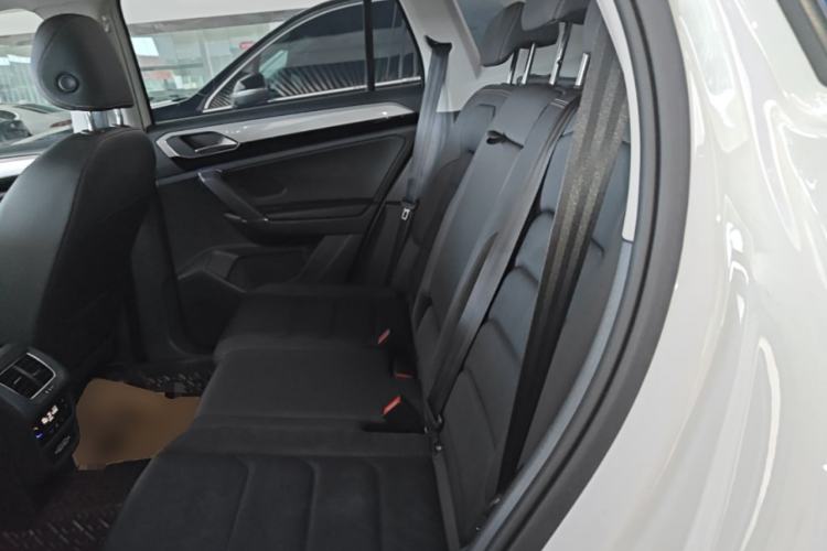 Used Volkswagen Tayron 2021 330TSI Two-Wheel Drive Luxury Smart Connectivity Version Left Rear Seat
