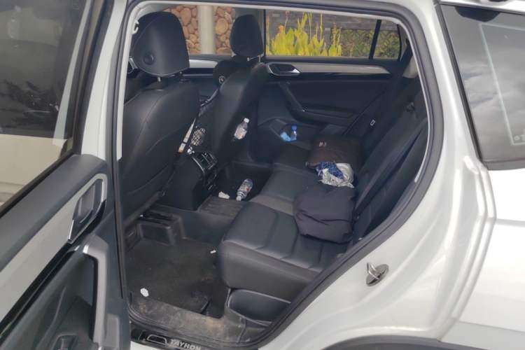 Used Volkswagen Tayron 2021 280TSI Two-Wheel Drive Luxury Smart Connectivity Version Left Rear Seat