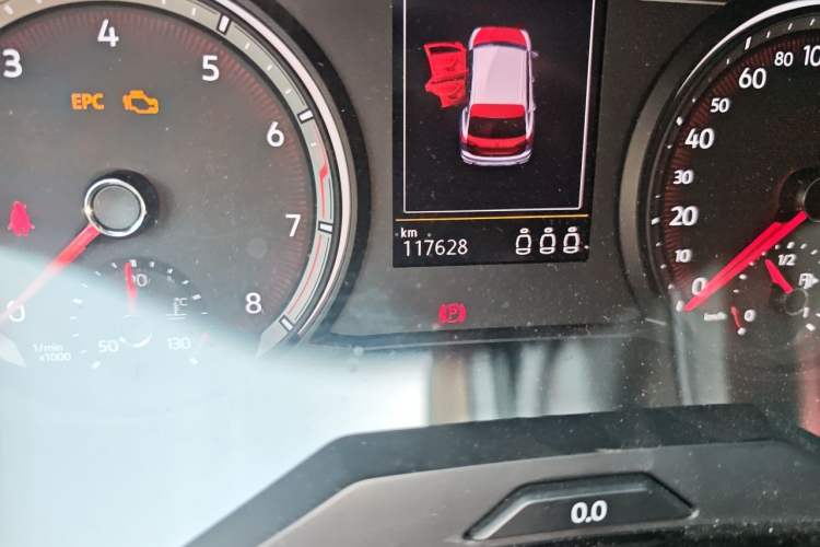 Used Volkswagen Tayron 2021 280TSI Two-Wheel Drive Luxury Smart Connectivity Version Odometer Close Up