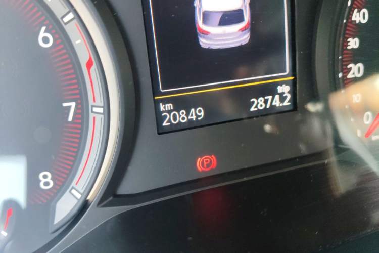 Used Volkswagen Tayron 2021 280TSI Two-Wheel Drive Luxury Smart Connectivity Version Odometer Close Up