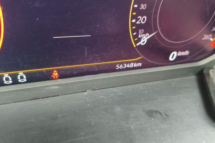 Used Volkswagen Tayron 2021 330TSI Two-Wheel Drive Luxury Connected Version Plus Odometer Close Up