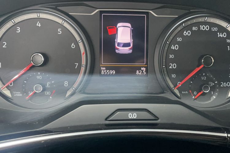 Used Volkswagen Tayron 2021 280TSI Two-Wheel Drive Luxury Smart Connectivity Version Odometer Close Up