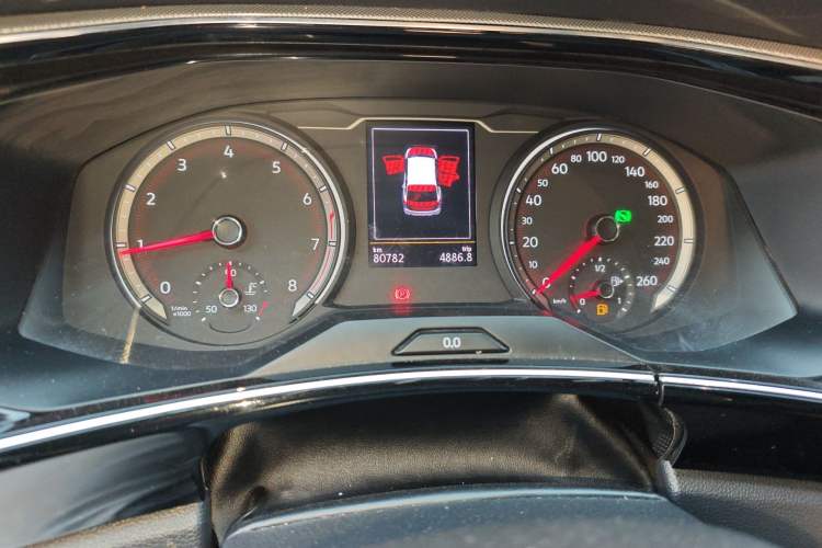 Used Volkswagen Tayron 2021 330TSI Two-Wheel Drive Luxury Smart Connectivity Version Odometer Close Up