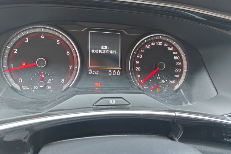 Used Volkswagen Tayron 2021 280TSI Two-Wheel Drive Luxury Smart Connectivity Version Odometer Close Up