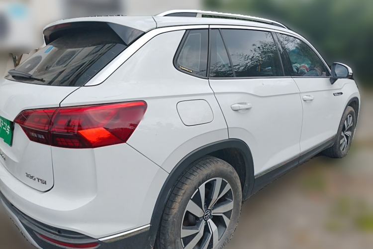 Used Volkswagen Tayron 2021 330TSI Two-Wheel-Drive 3rd Anniversary Limited Edition Rear Right 45 Deg