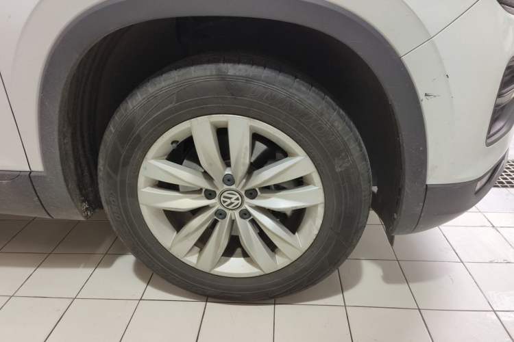 Used Volkswagen Tayron 2021 280TSI Two-Wheel Drive Comfort Connect Edition Right Front Wheel Hub
