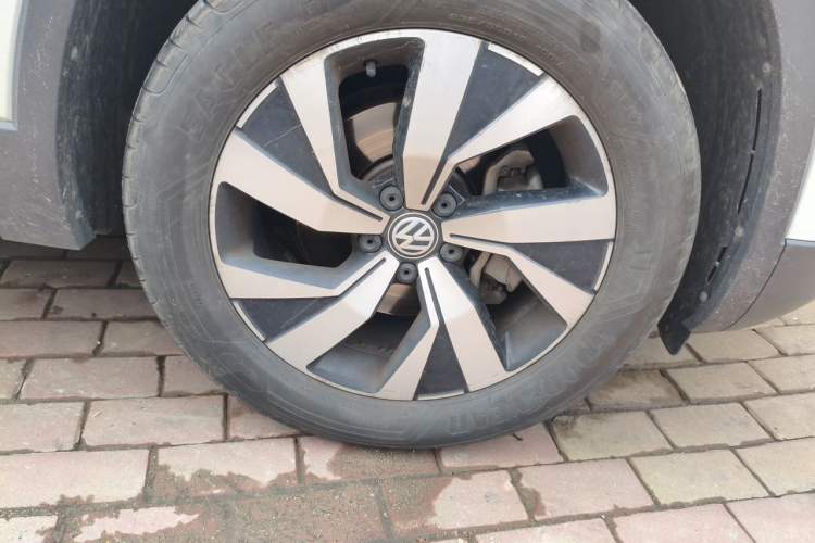 Used Volkswagen Tayron 2021 330TSI Two-Wheel Drive Luxury Connected Version Plus Right Front Wheel Hub