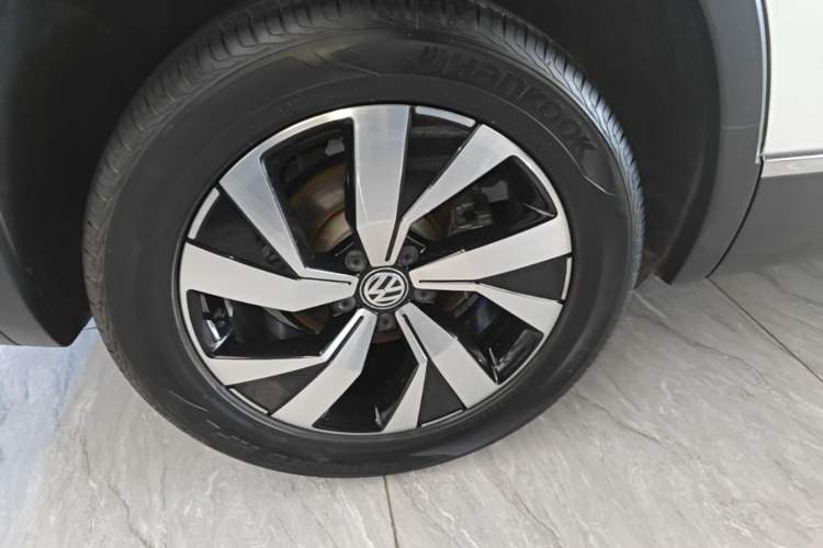 Used Volkswagen Tayron 2021 330TSI Two-Wheel Drive Luxury Smart Connectivity Version Right Rear Wheel Hub