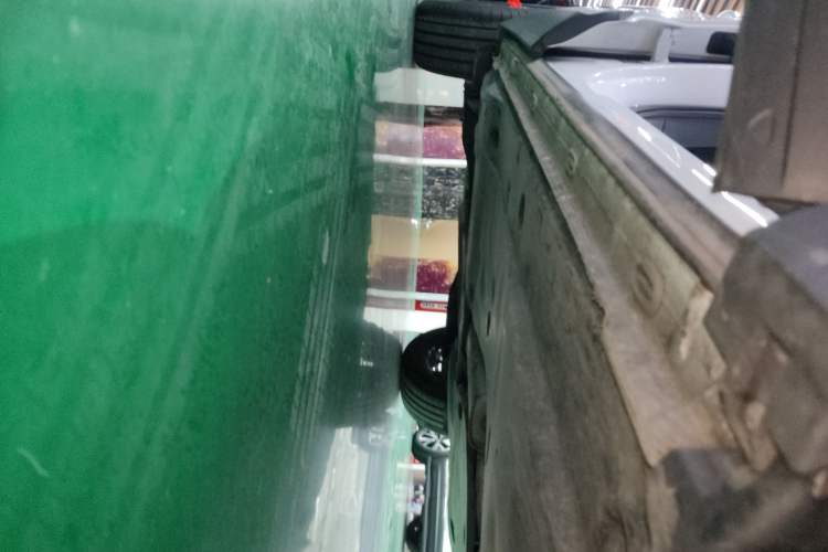 Used Volkswagen Tayron 2021 330TSI Two-Wheel Drive Luxury Smart Connectivity Version Right Side Sill