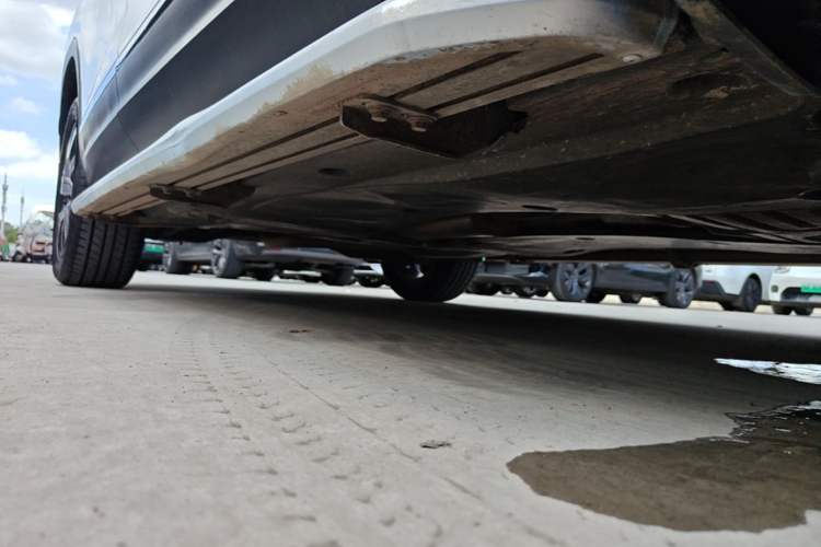 Used Volkswagen Tayron 2021 280TSI Two-Wheel Drive Luxury Smart Connectivity Version Right Side Sill