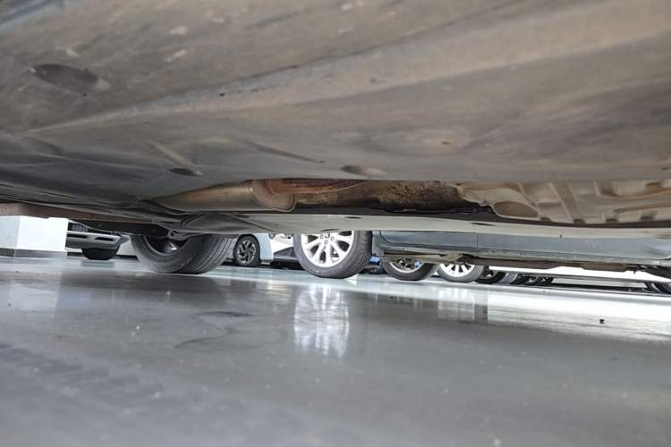 Used Volkswagen Tayron 2021 280TSI Two-Wheel Drive Luxury Smart Connectivity Version Right Side Sill