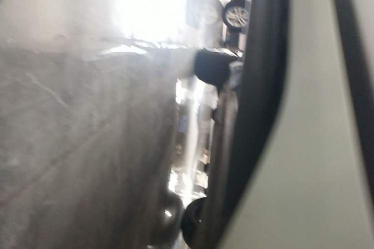 Used Volkswagen Tayron 2021 380TSI All-Wheel Drive R-Line Connected Version Right Side Sill
