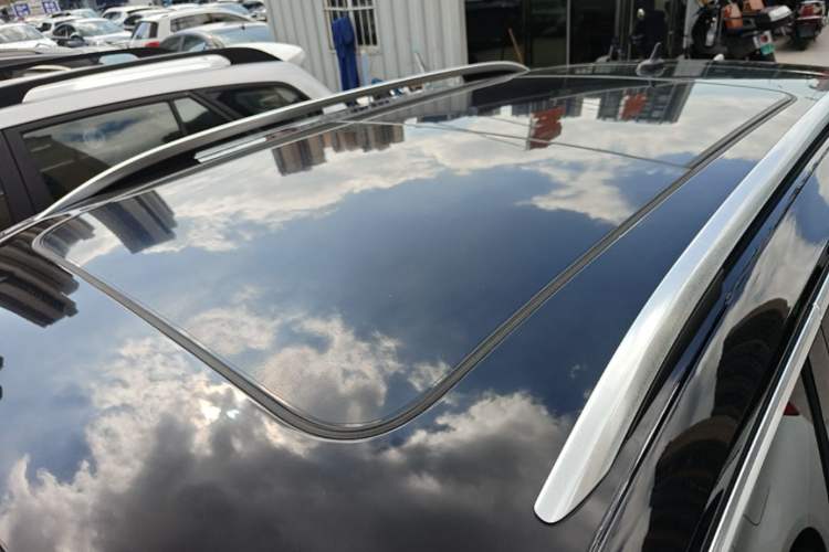 Used Volkswagen Tayron 2021 280TSI Two-Wheel Drive Luxury Smart Connectivity Version Roof
