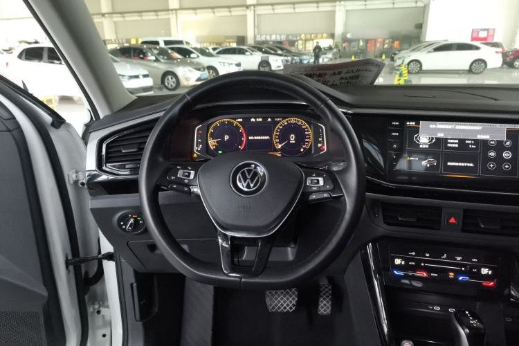 Used Volkswagen Tayron 2021 330TSI Two-Wheel-Drive 3rd Anniversary Limited Edition Steering Wheel