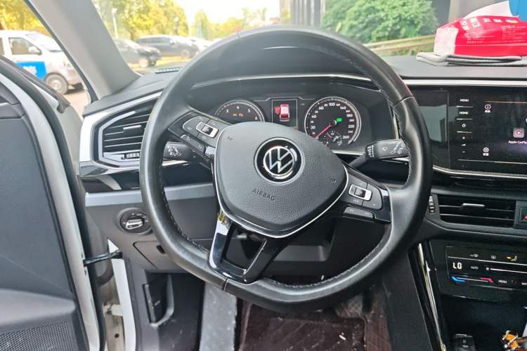 Used Volkswagen Tayron 2021 280TSI Two-Wheel Drive Luxury Smart Connectivity Version Steering Wheel