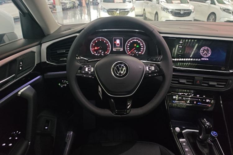 Used Volkswagen Tayron 2021 330TSI Two-Wheel Drive Luxury Smart Connectivity Version Steering Wheel