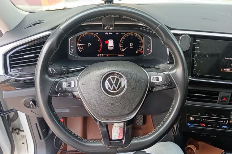 Used Volkswagen Tayron 2021 330TSI Two-Wheel-Drive 3rd Anniversary Limited Edition Steering Wheel