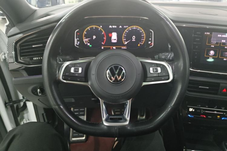 Used Volkswagen Tayron 2021 380TSI All-Wheel Drive R-Line Connected Version Steering Wheel