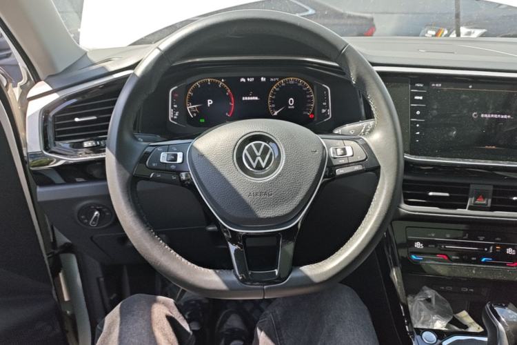 Used Volkswagen Tayron 2021 330TSI Two-Wheel-Drive 3rd Anniversary Limited Edition Steering Wheel