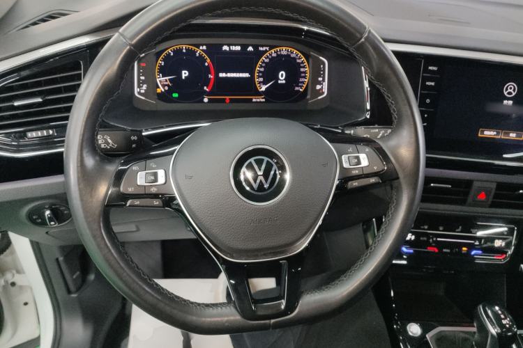 Used Volkswagen Tayron 2021 330TSI Two-Wheel Drive Luxury Smart Connectivity Version Steering Wheel