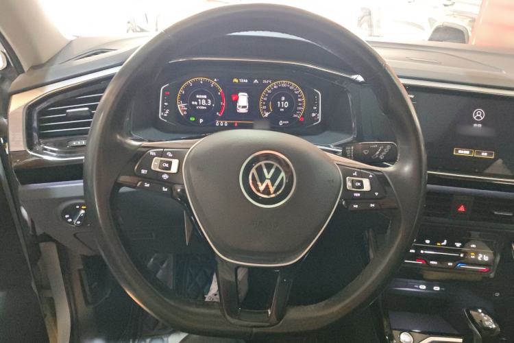 Used Volkswagen Tayron 2021 330TSI Two-Wheel Drive Luxury Smart Connectivity Version Steering Wheel