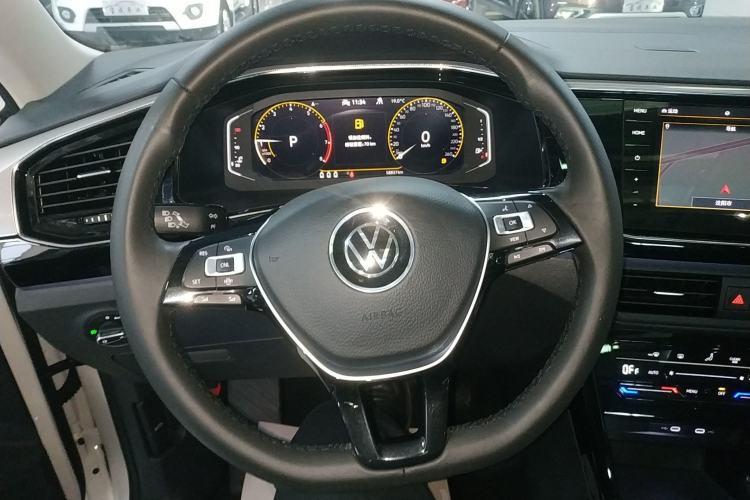 Used Volkswagen Tayron 2021 330TSI Two-Wheel-Drive 3rd Anniversary Limited Edition Steering Wheel