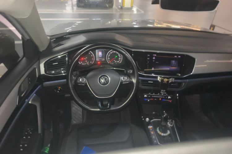 Used Volkswagen Tayron 2021 330TSI Two-Wheel Drive Luxury Smart Connectivity Version Steering Wheel