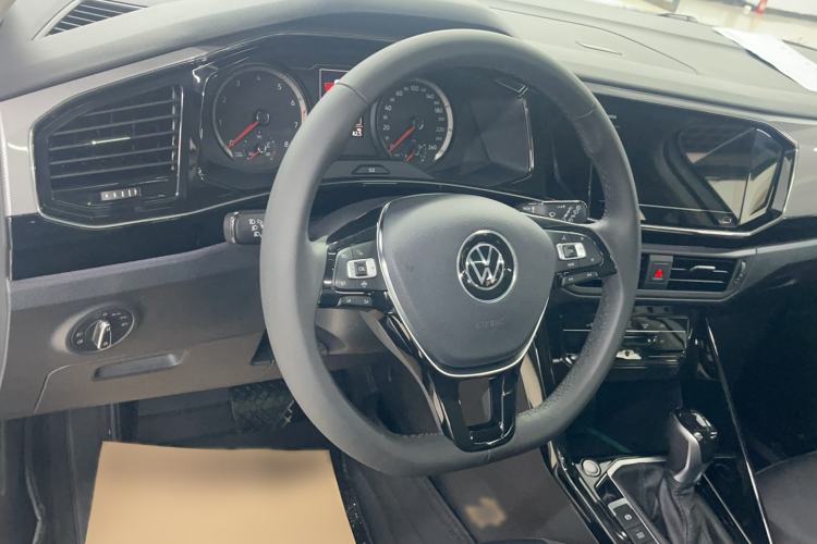 Used Volkswagen Tayron 2021 280TSI Two-Wheel Drive Luxury Smart Connectivity Version Steering Wheel