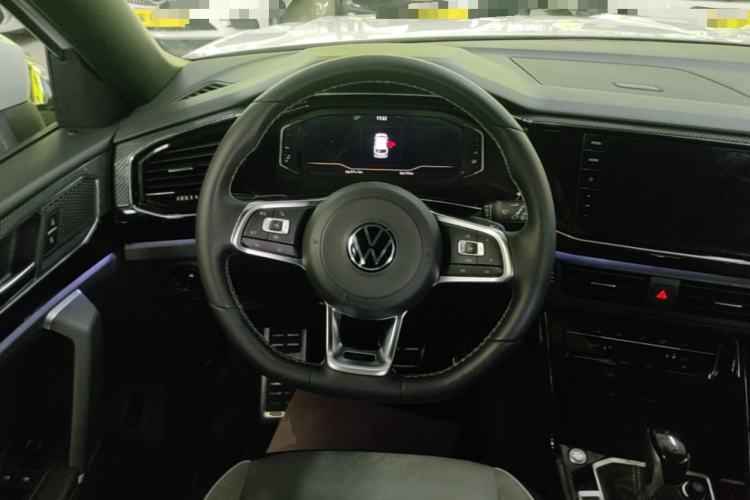 Used Volkswagen Tayron 2021 380TSI All-Wheel Drive R-Line Connected Version Steering Wheel