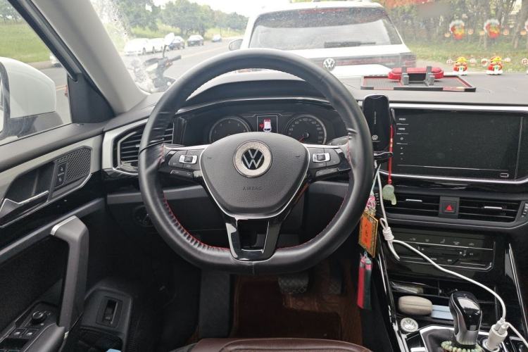 Used Volkswagen Tayron 2021 280TSI Two-Wheel Drive Luxury Smart Connectivity Version Steering Wheel