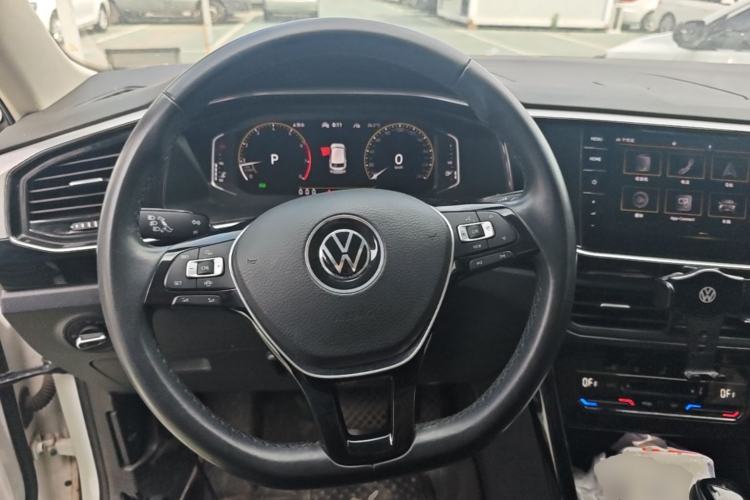 Used Volkswagen Tayron 2021 330TSI Two-Wheel-Drive 3rd Anniversary Limited Edition Steering Wheel