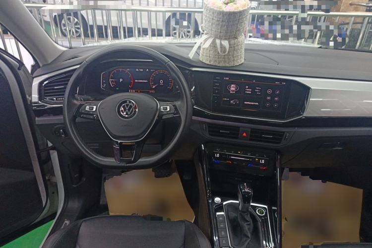 Used Volkswagen Tayron 2021 330TSI Two-Wheel Drive Luxury Connected Version Plus Steering Wheel