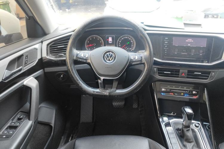 Used Volkswagen Tayron 2021 330TSI Two-Wheel Drive Luxury Smart Connectivity Version Steering Wheel