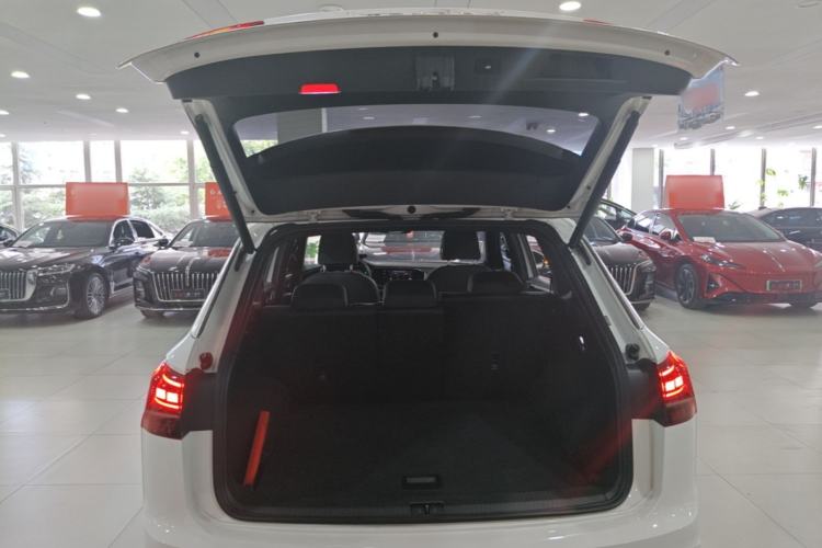 Used Volkswagen Tayron 2021 380TSI All-Wheel Drive R-Line Connected Version Trunk