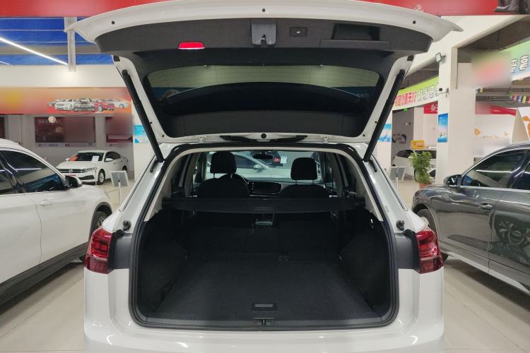 Used Volkswagen Tayron 2021 330TSI Two-Wheel Drive Luxury Smart Connectivity Version Trunk