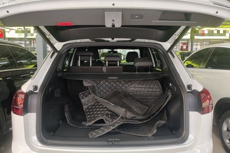Used Volkswagen Tayron 2021 380TSI All-Wheel Drive R-Line Connected Version Trunk