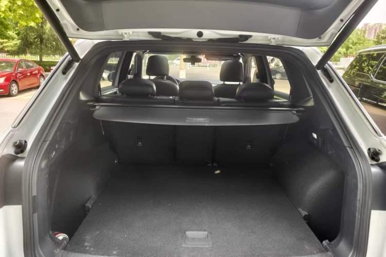 Used Volkswagen Tayron 2021 380TSI All-Wheel Drive R-Line Connected Version Trunk