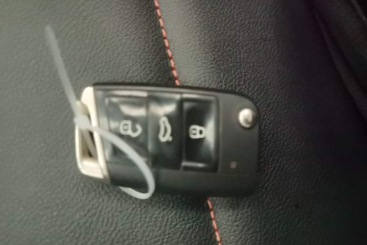 Used Volkswagen Tayron 2021 330TSI Two-Wheel Drive 30th Anniversary Edition Vehicle Key